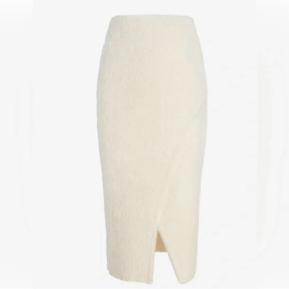 Express Cream Fuzzy Skirt - Picture 8 of 8